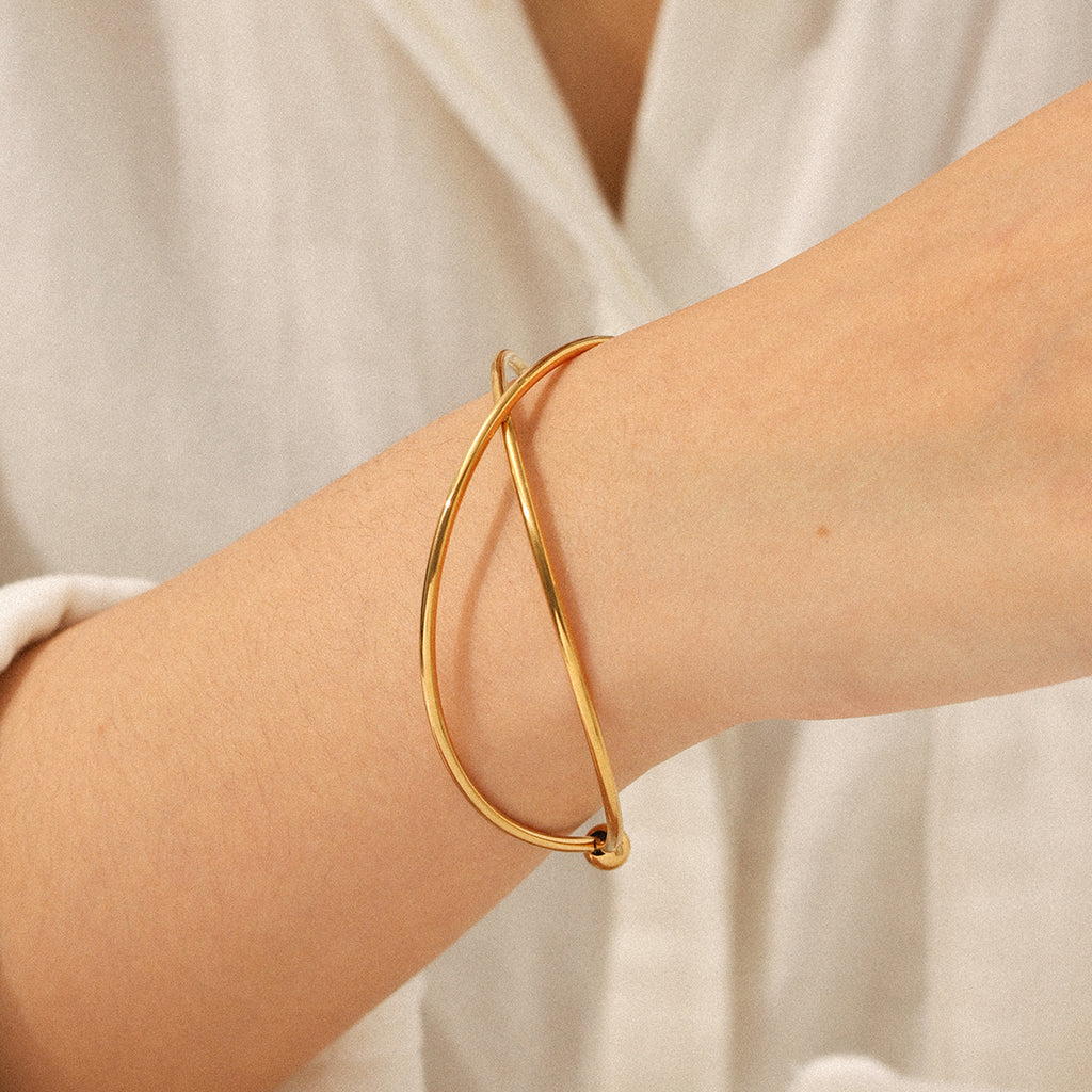 Minimalist X Cuff Bracelet – 18K Gold Plated  Wire Bangle
