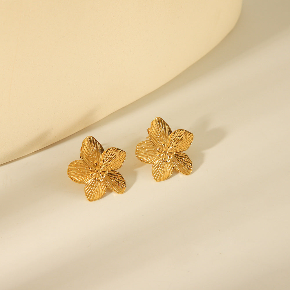 Gold Petal Stud Earrings – Floral Design