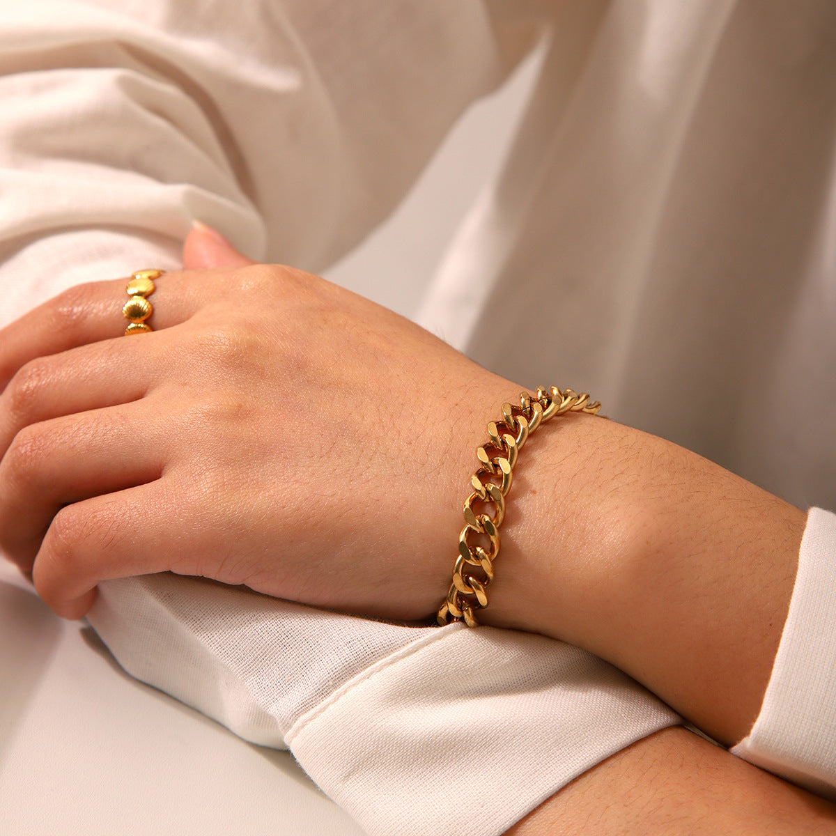 Chunky Gold Curb Chain Bracelet